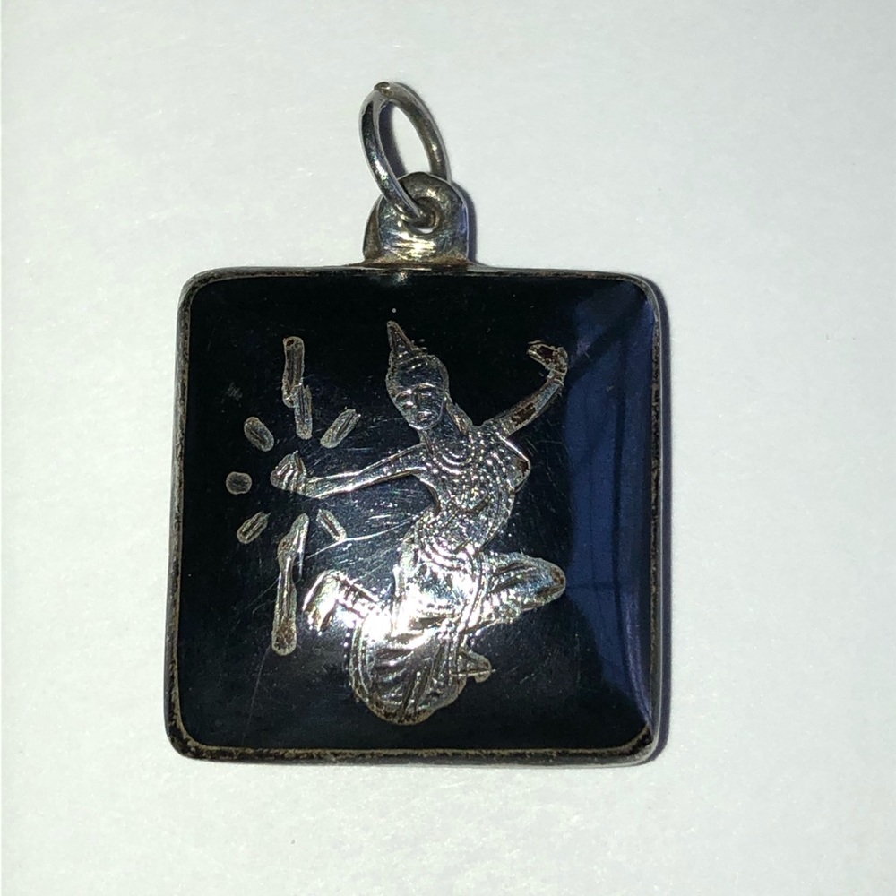 Siam Silver Pendant Square 1 Inch Vintage